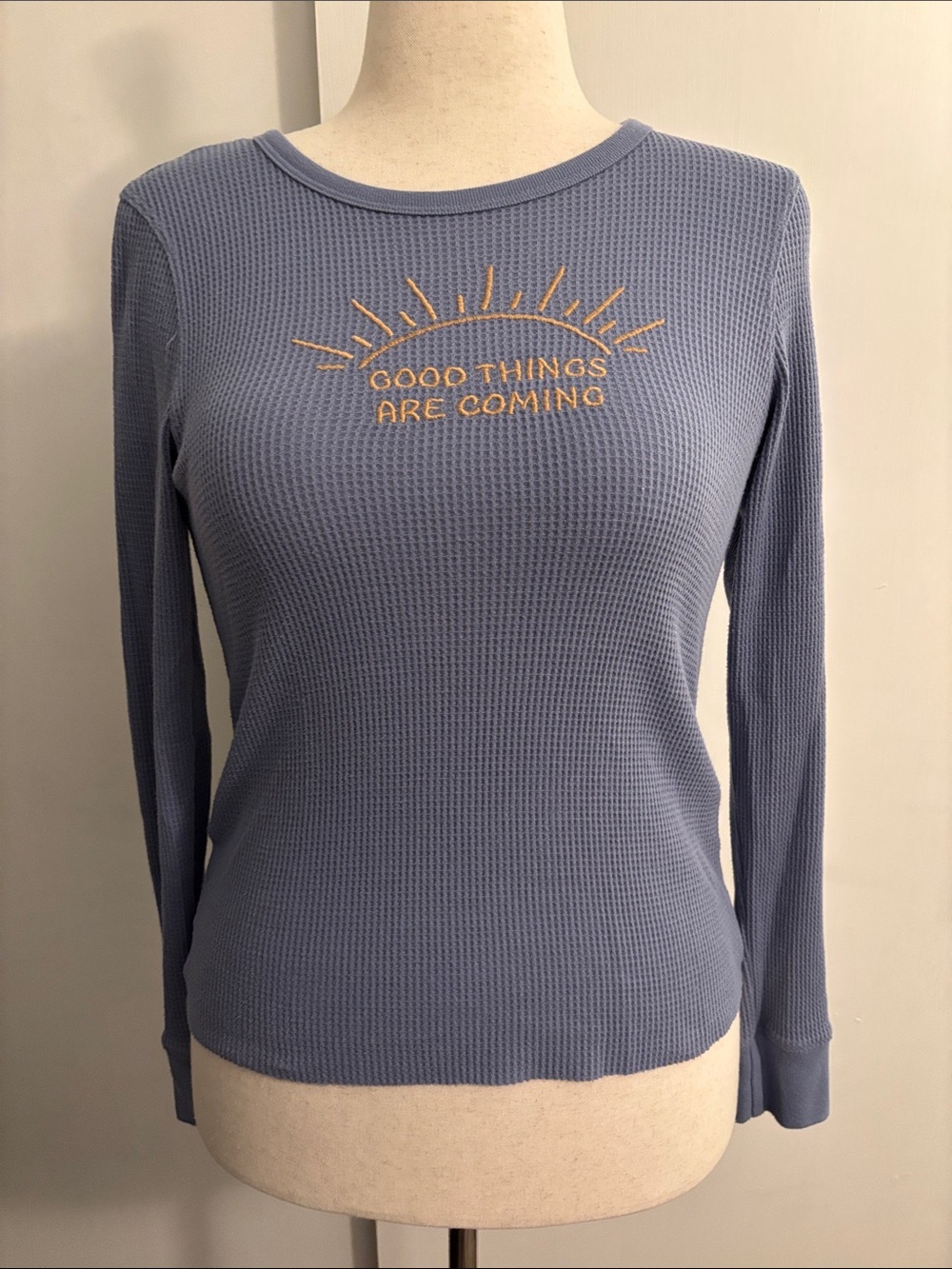 American Eagle Outfitters Blue Long Sleeve Waffle Tee with Gold Sun Graphic